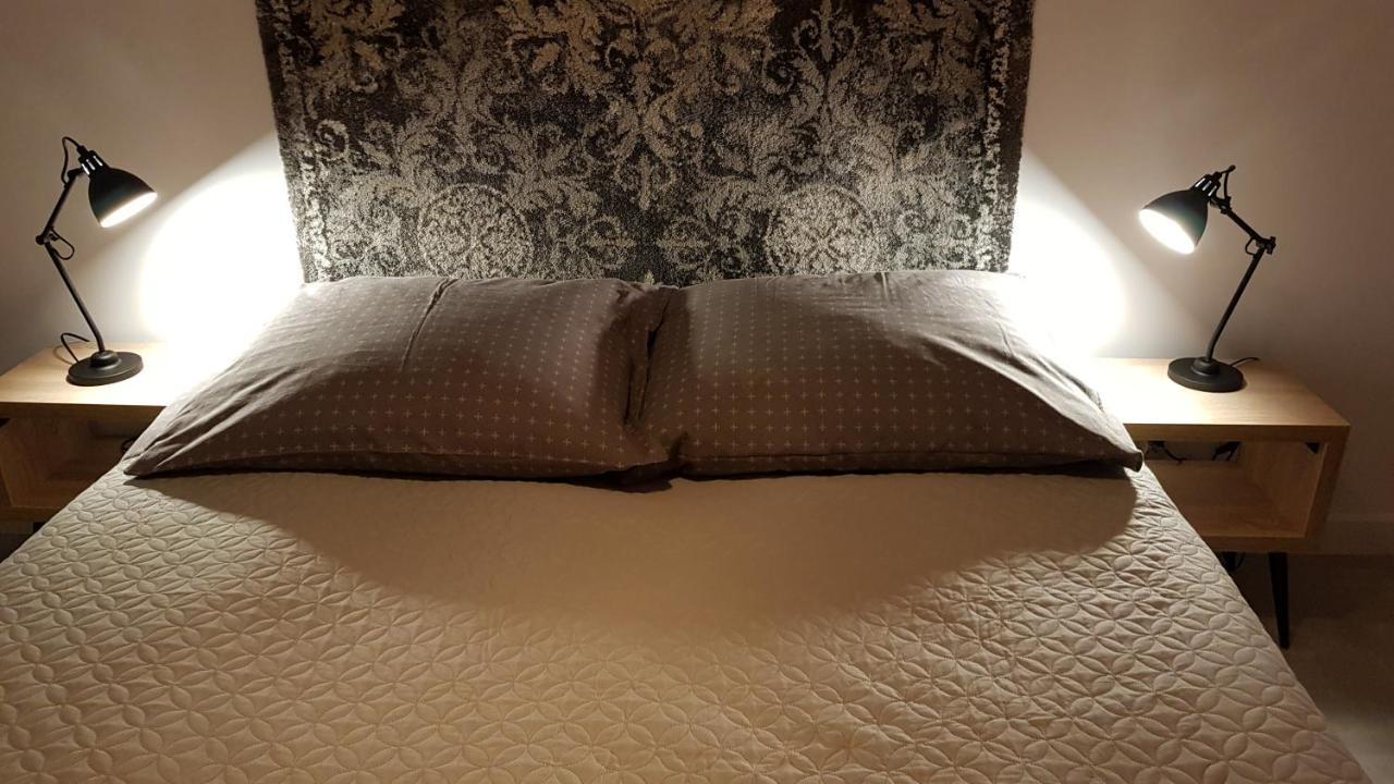 Apartament Julia Leilighet Lesko Eksteriør bilde